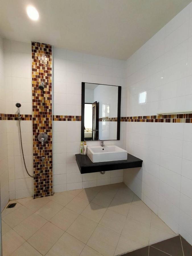 K.m. House Hotel