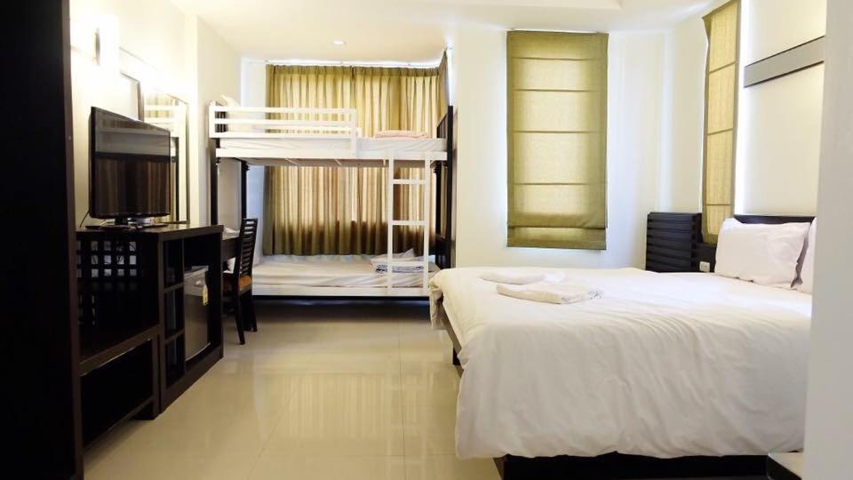 Hotel K.m. House 2*