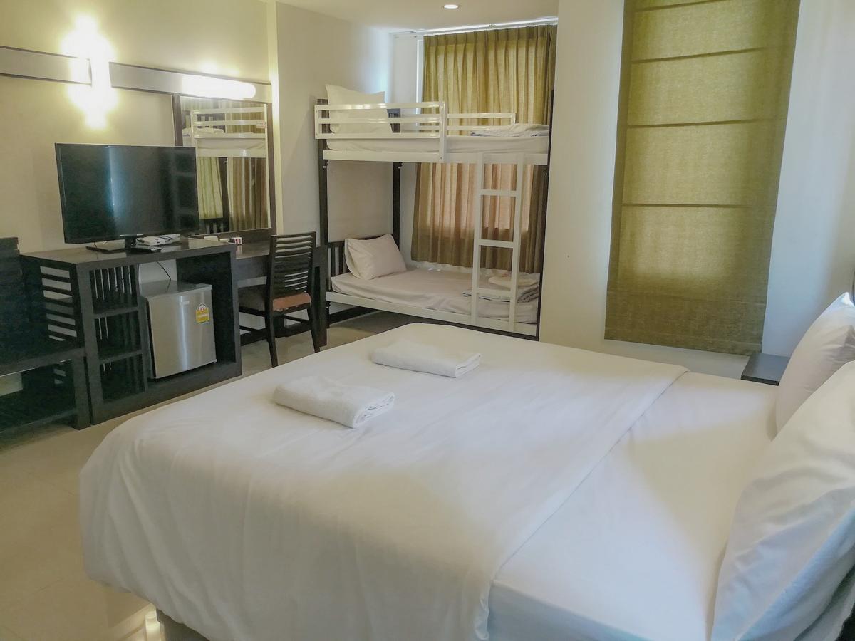 Hotel K.m. House