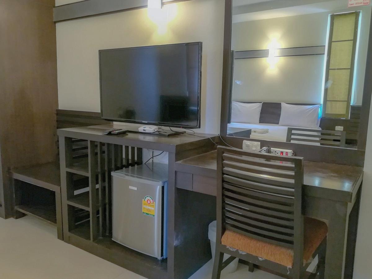 K.m. House Hotel 2*