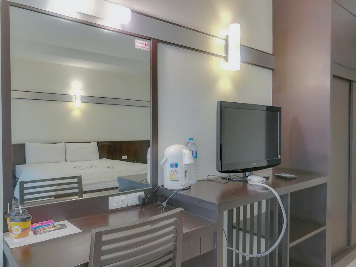 Hotel K.m. House 2*